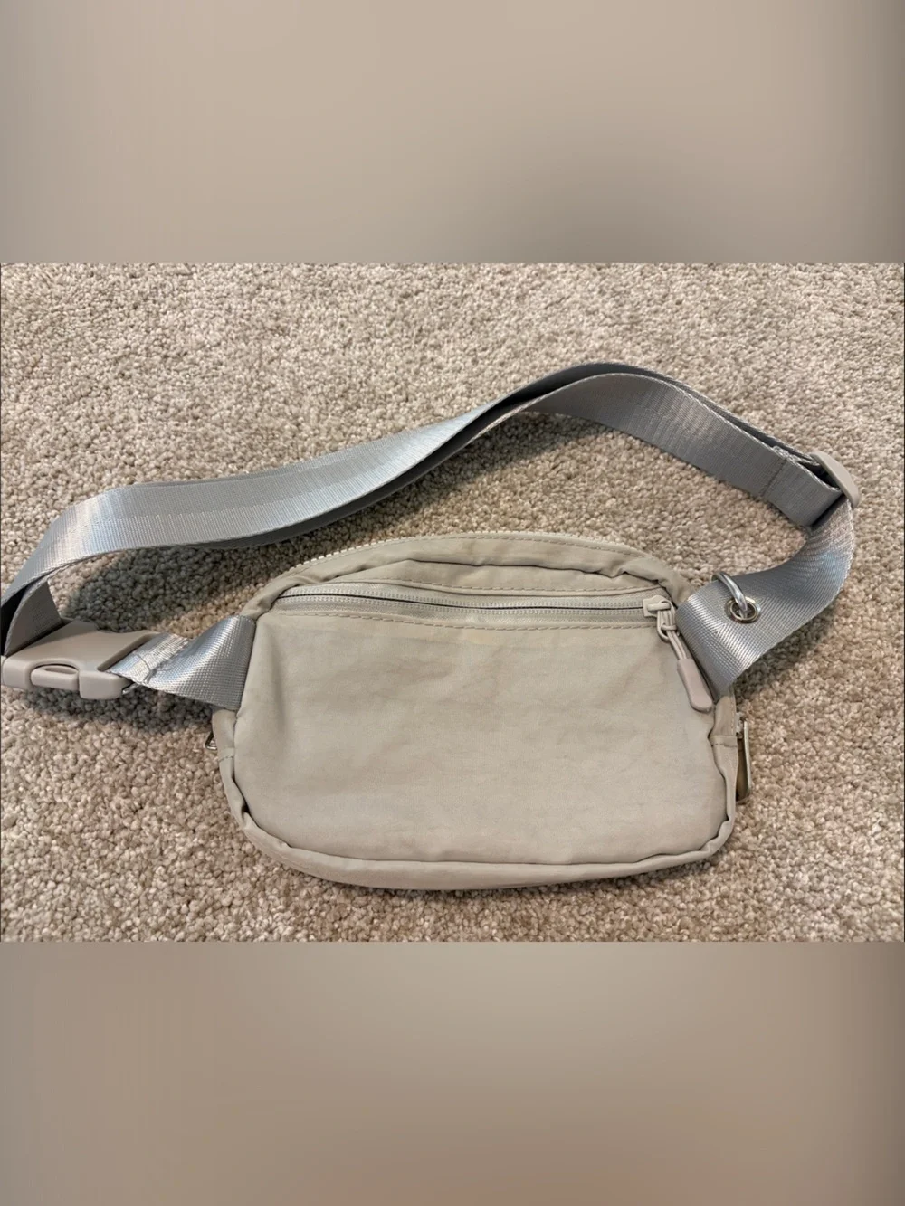 Neutral Gray/Beige Women's Crossbody Bag with Adjustable Silver Strap